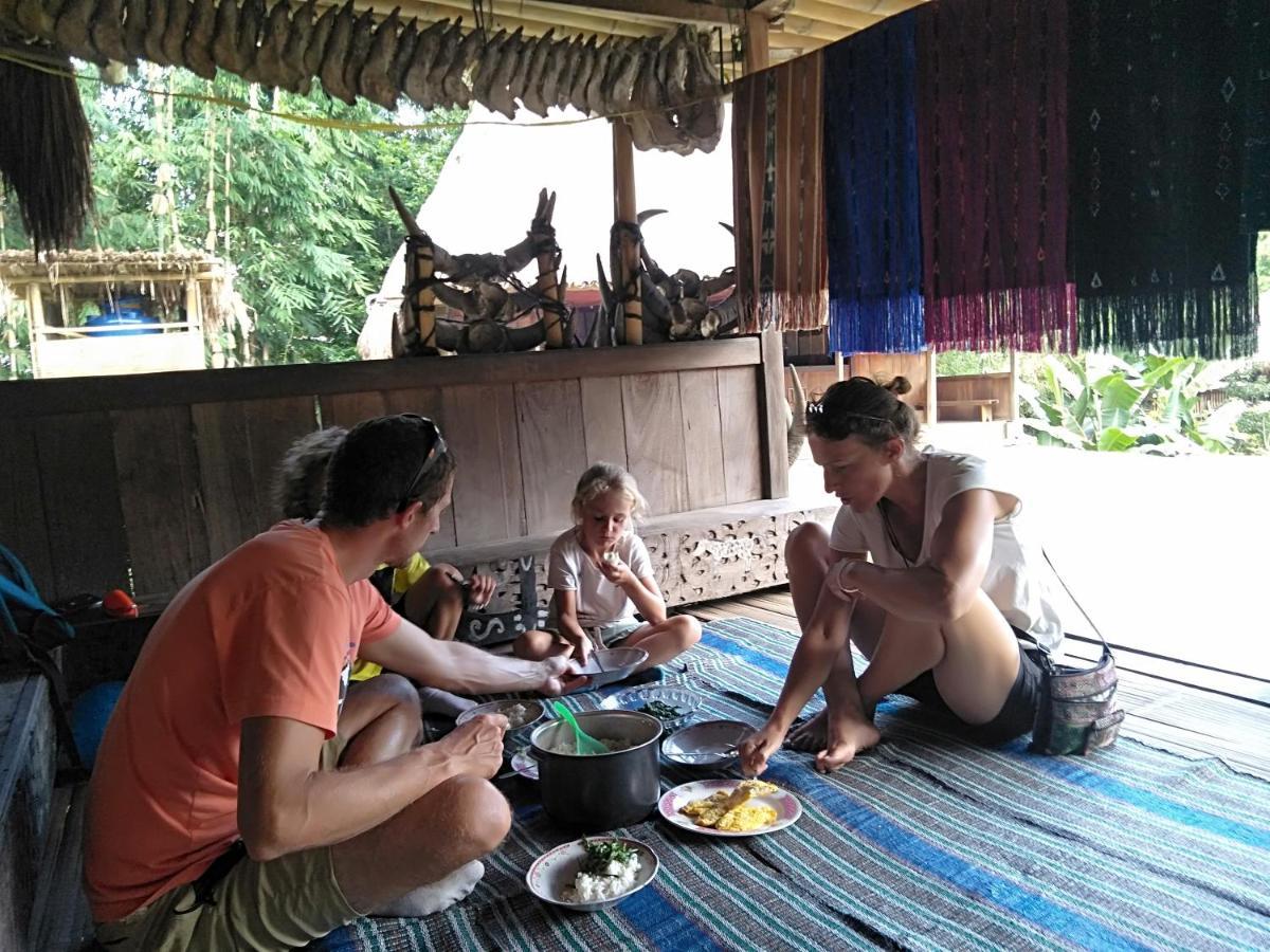 Arnolds Familly Homestay Bajawa Exterior photo